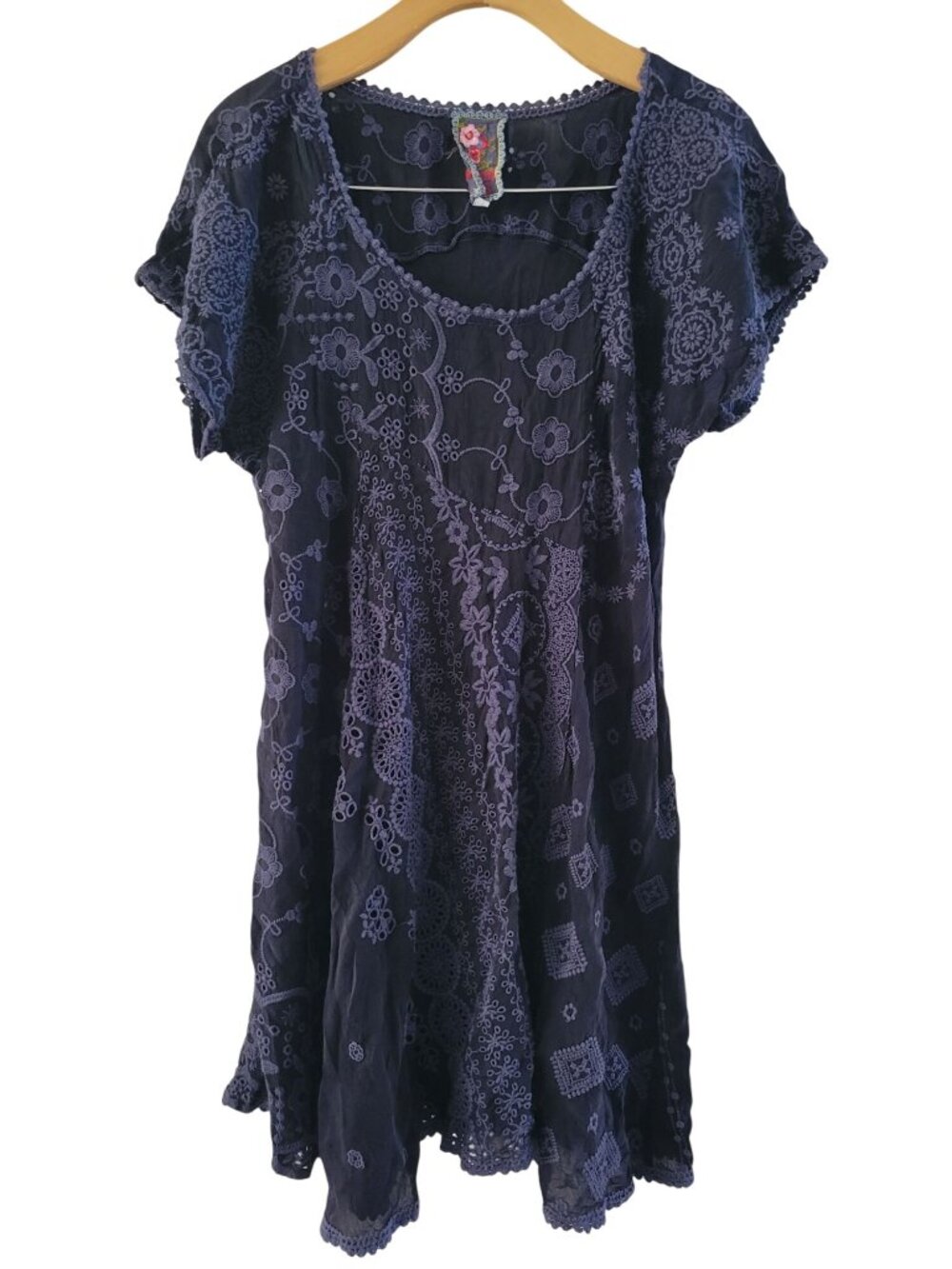 Johnny Was Navy Blue dress floral Embroidered Mini Dress size Medium Eyelet boho